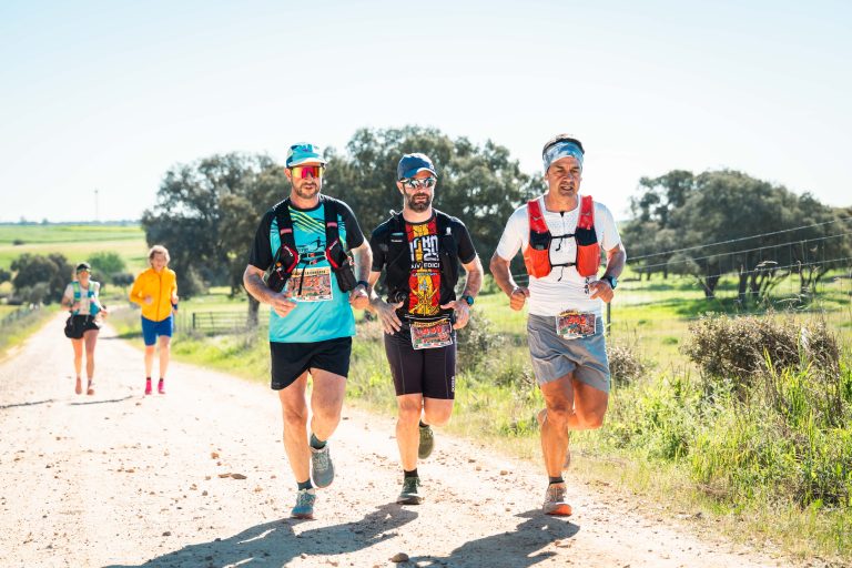 102 DE LA COMARCA 2026 – A PIE (KM 34 ALCAÑIZO) – Álbum 1